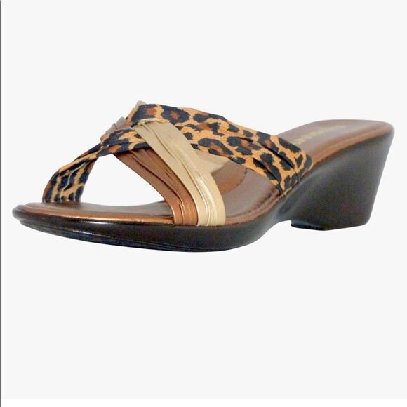Italian Shoemakers Leopard wedges New - Picture 1 of 6